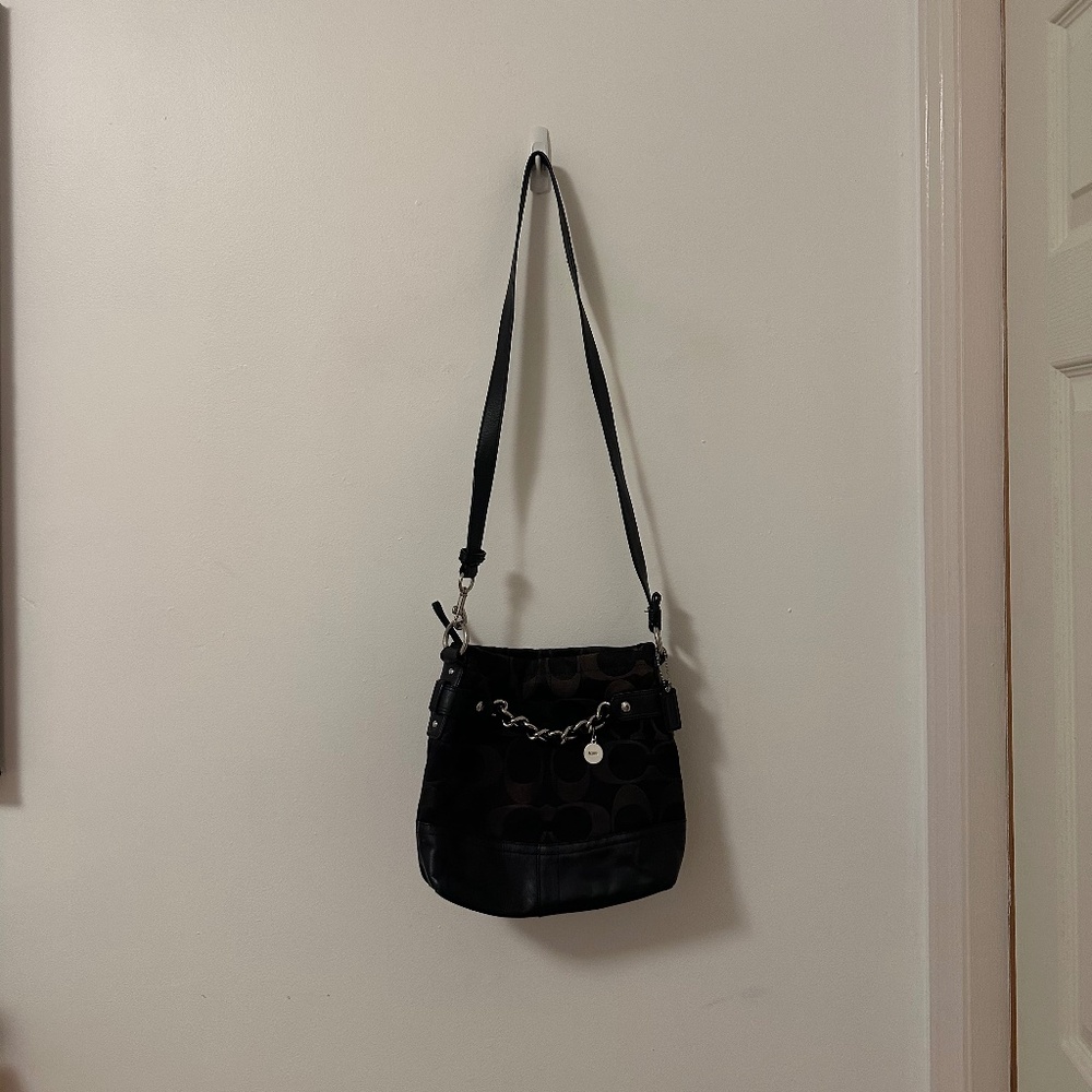 Coach Vintage Logo Signature Chain Hobo Crossbody Bag - Picture 2 of 9